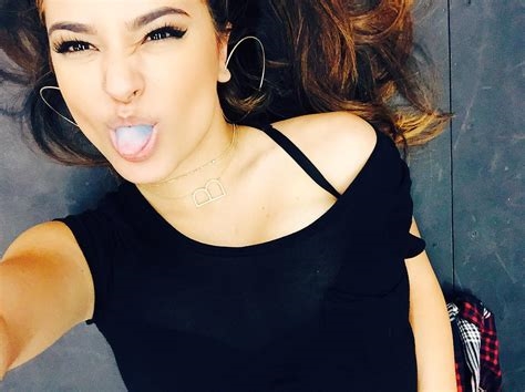 becky g tongue nude